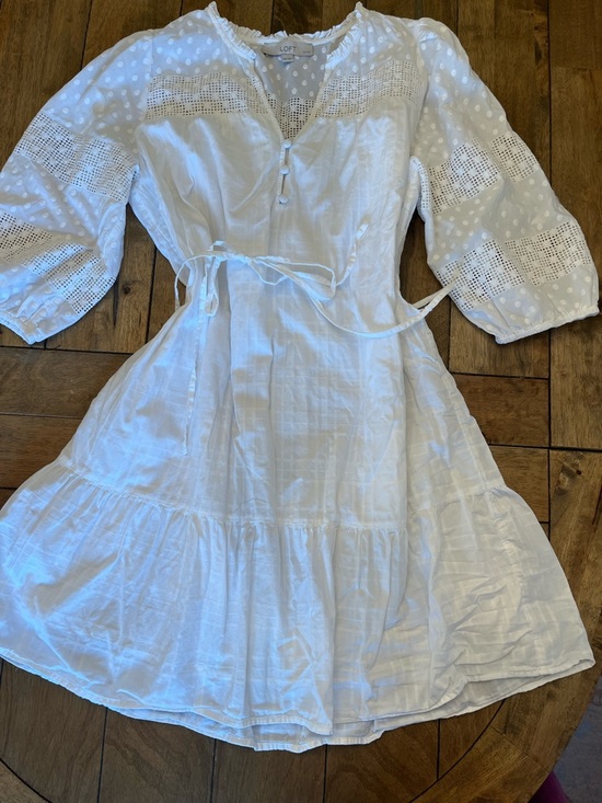 LOFT Dresses & Skirts - LOFT White Cotton Tie-Waist Dress with Eyelet Detail size XLP